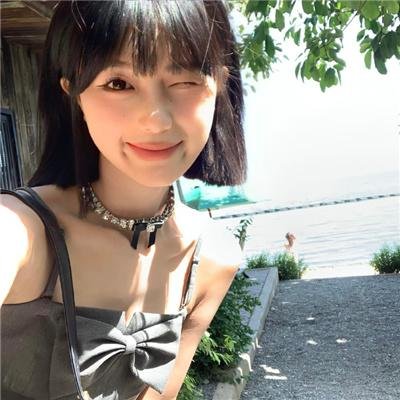 母亲的女友封面